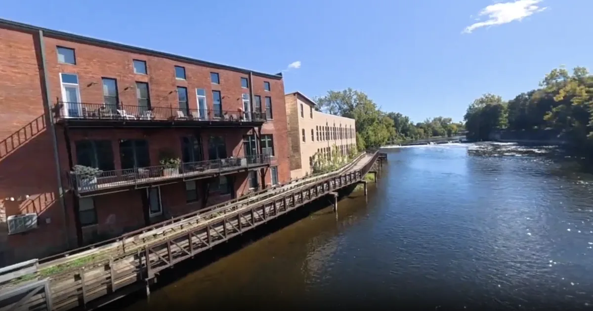 Police investigate deaths along Lansing's River Trail near bridges and East Oakland Avenue