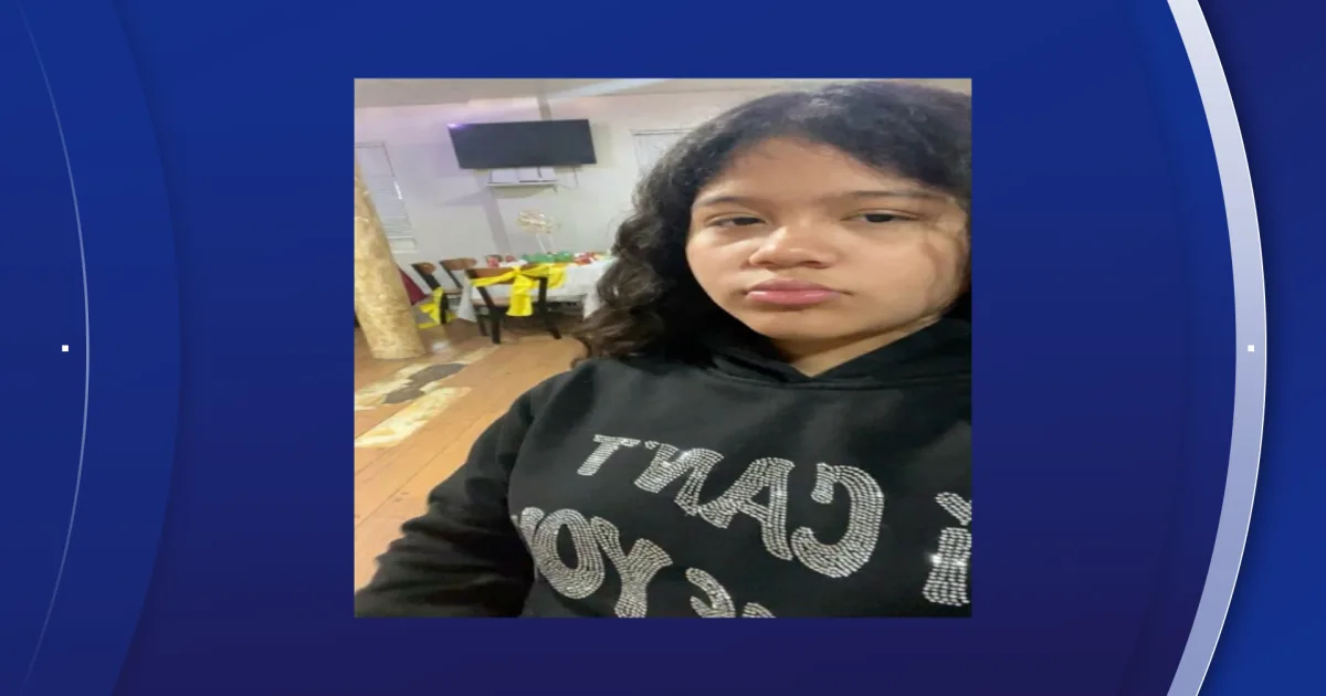 Kansas City police search for missing 12-year-old Caroline Martinez